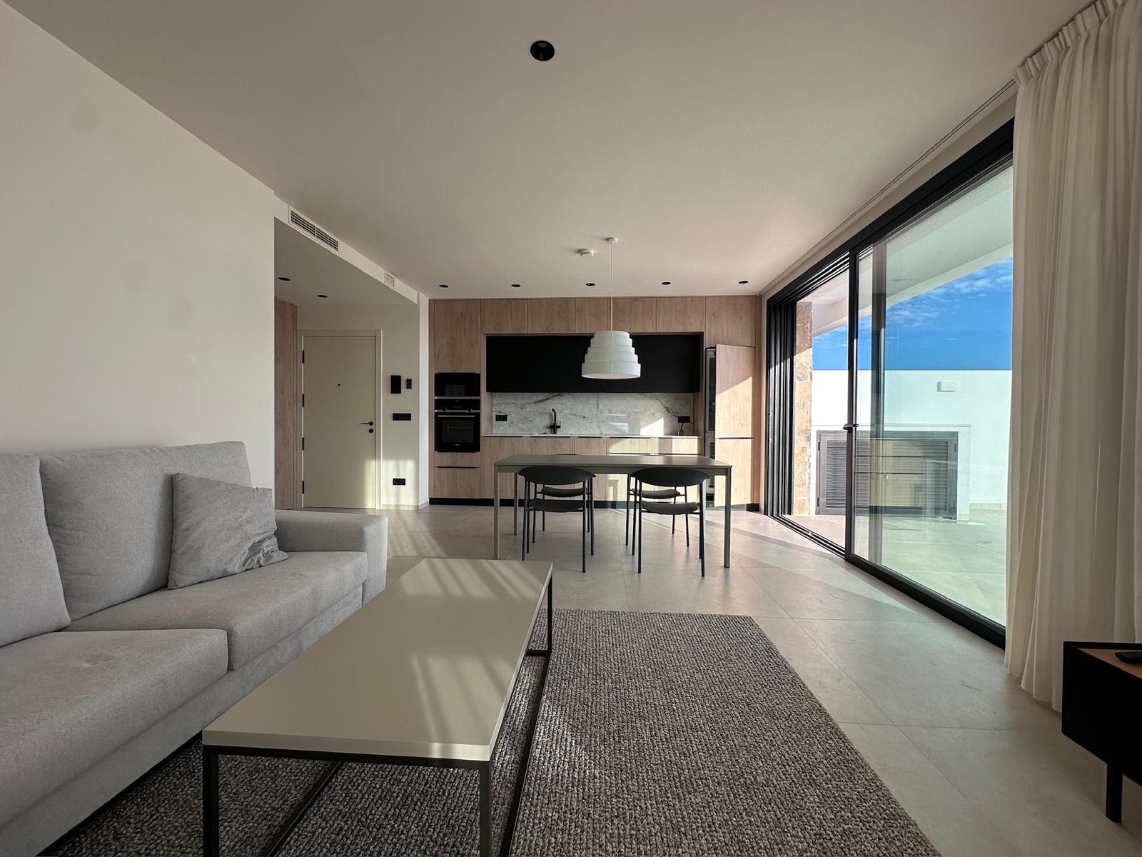 Las Colinas · 008