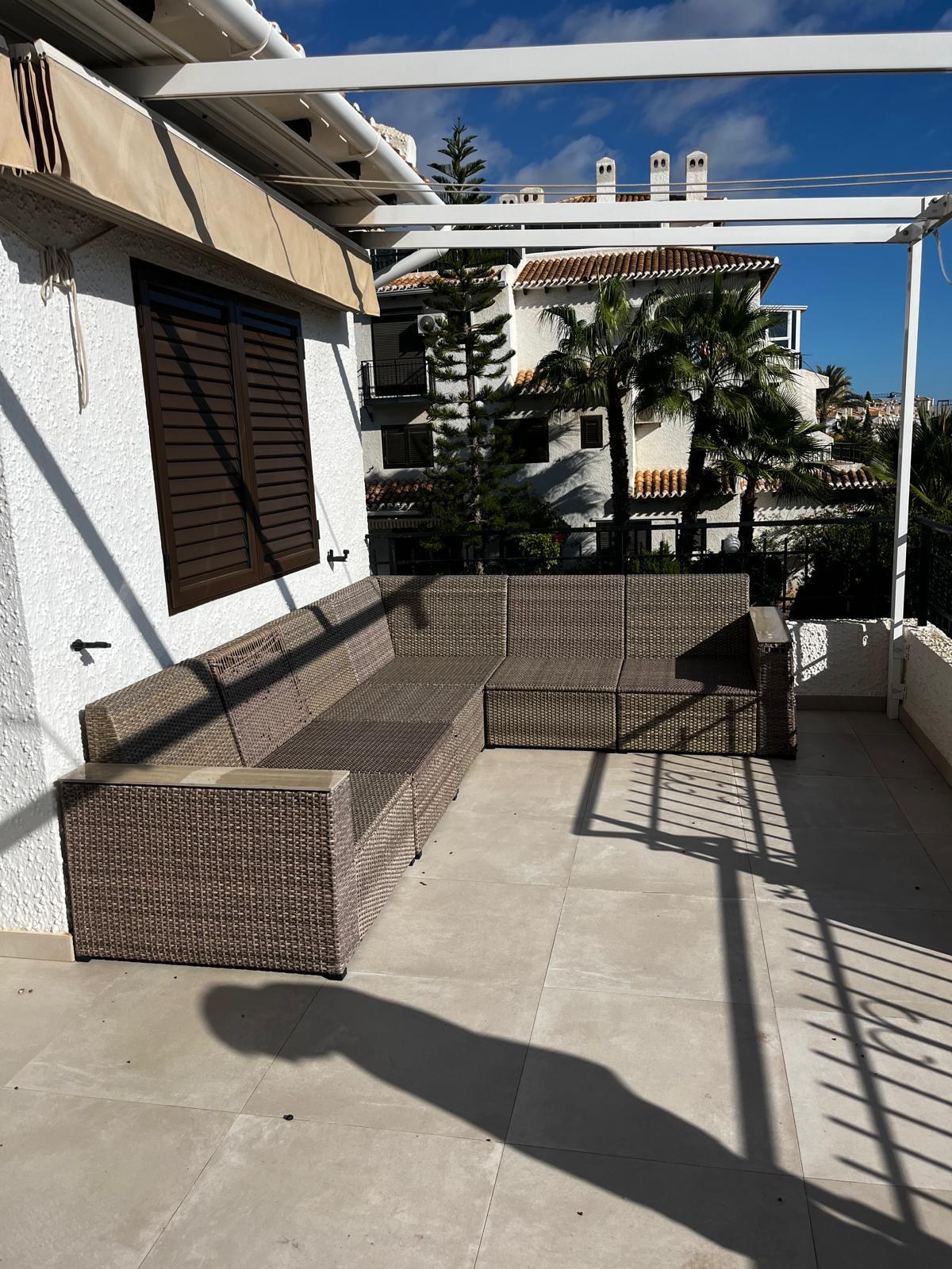 Calle El Poniente · Cabo Roig